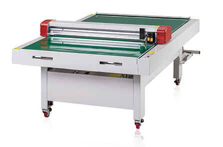 How to use digital fabric cutter