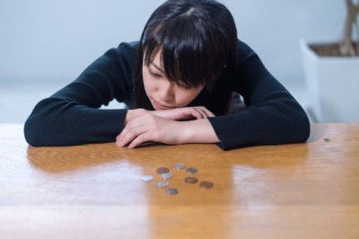 How To Earn Money And Be Wealthy, According To Your Zodiac Sign