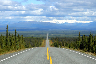 Plan a bike trip from Manali to leh