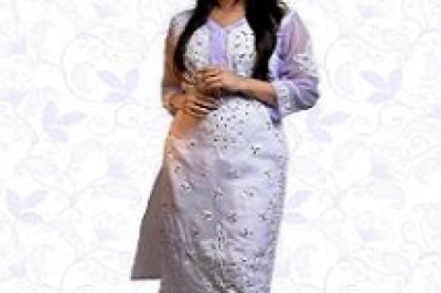 Explore the Elegance and Comfort of Best Chikan Kurti Online