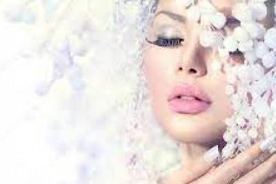 Winter Wonderland: Classy Nails for the Season